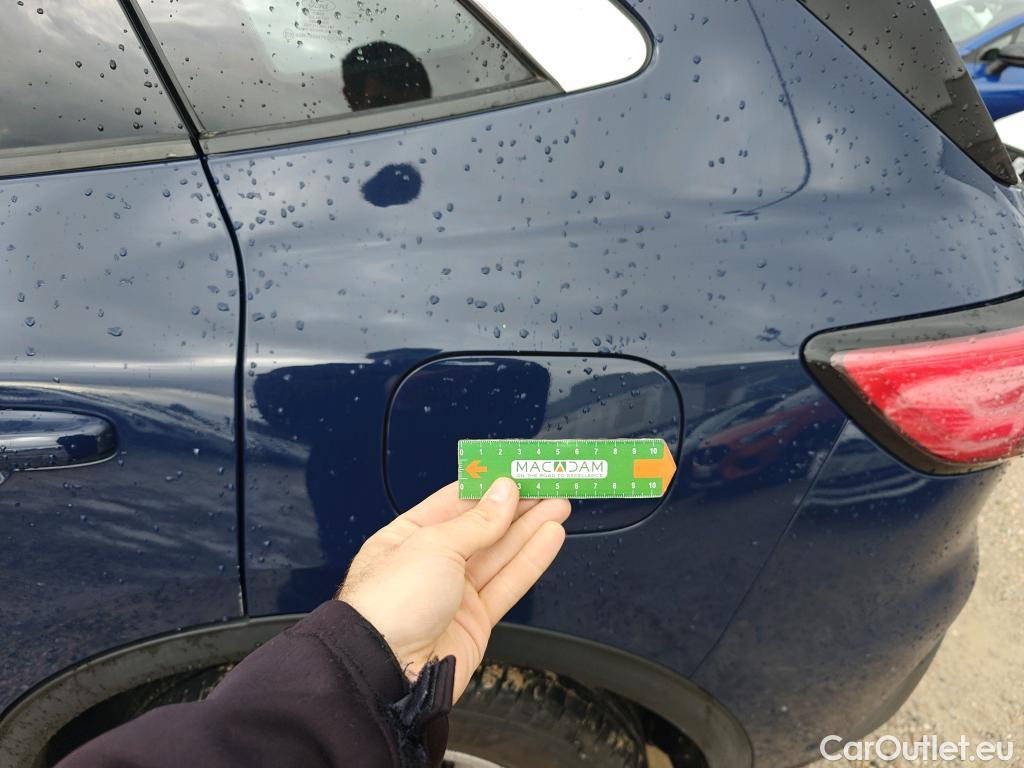  Ford  Kuga FORD  / 2019 / 5P / todoterreno Titanium 2.5 Duratec FHEV 140kW Auto #46