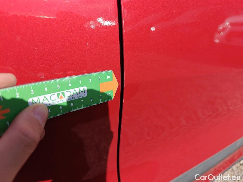  KIA  Niro KIA  / 2019 / 5P / crossover 1.6 GDi HEV 104kW (141CV) Drive #52