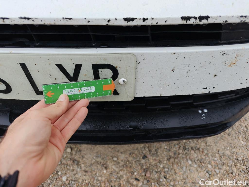  Opel   Grandland X OPEL Grandland / 2021 / 5P / todoterreno 1.5 CDTi Business Edition Auto #48