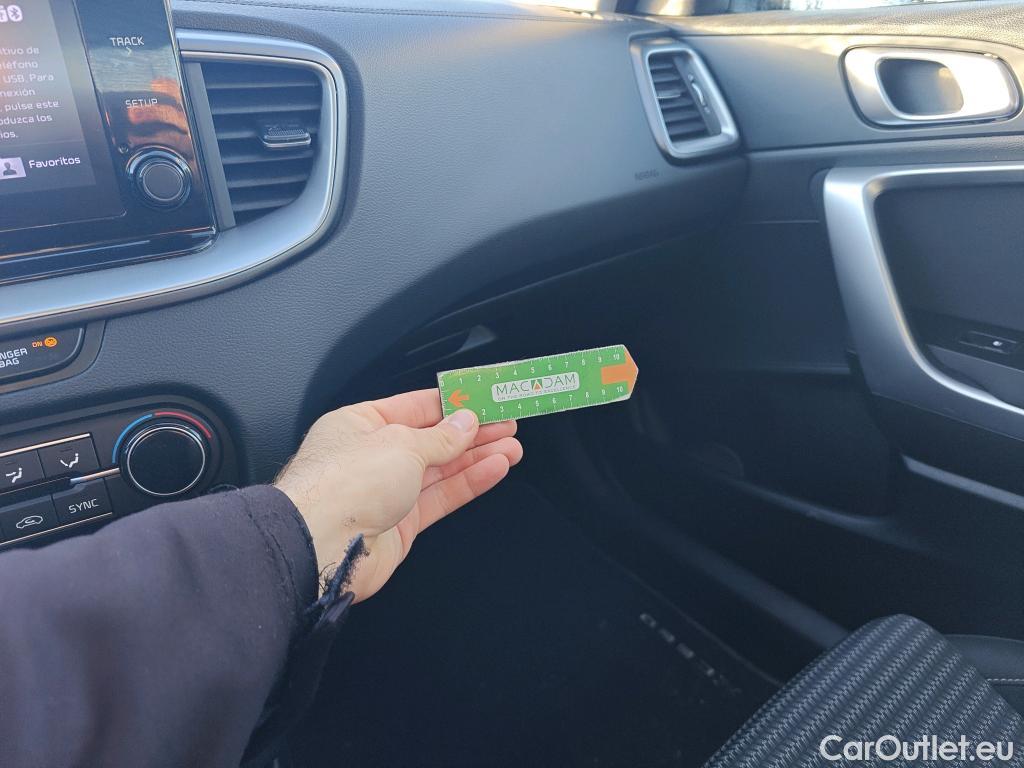  KIA  XCeed KIA  / 2019 / 5P / todoterreno 1.0 T-GDi Drive 88kW (120CV) #9