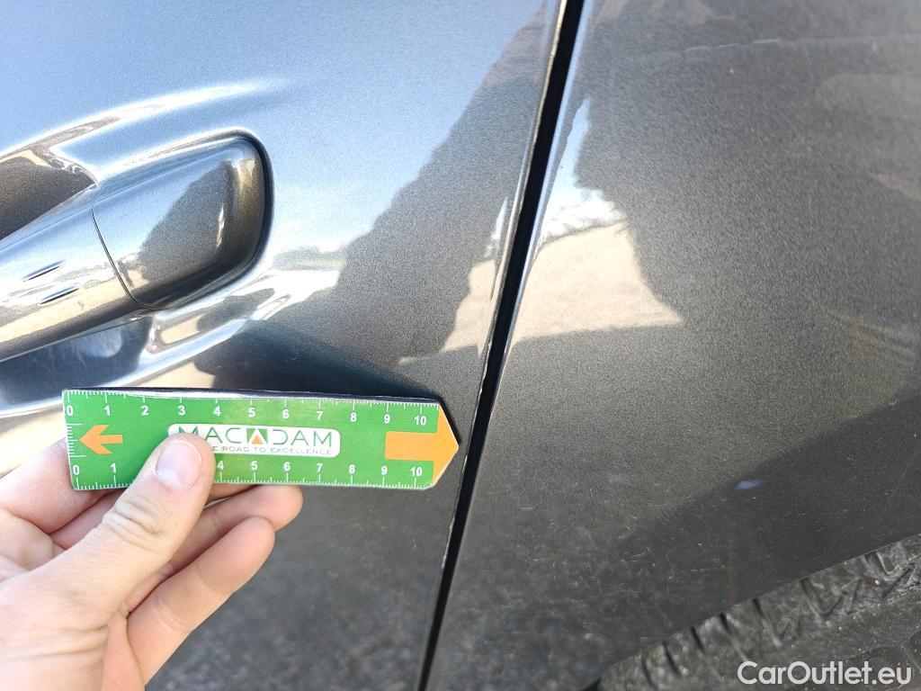  Peugeot  508 PEUGEOT  / 2018 / 5P / berlina con portón 5P Active Pack BlueHDi 130 S&S EAT8 #18