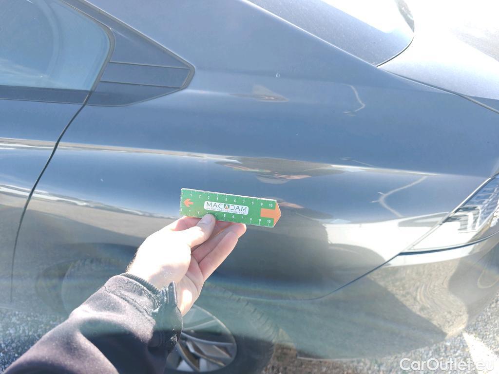  Peugeot  508 PEUGEOT  / 2018 / 5P / berlina con portón 5P Active Pack BlueHDi 130 S&S EAT8 #45