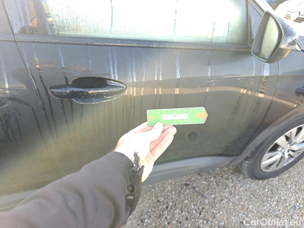  Peugeot  3008 PEUGEOT  / 2016 / 5P / todoterreno 1.5L BlueHDi 96kW (130CV) S&S Active #18