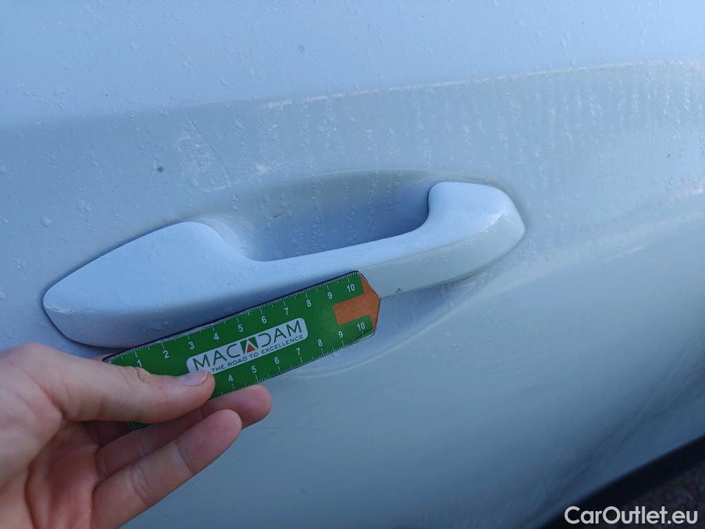  KIA  XCeed KIA  / 2019 / 5P / todoterreno 1.0 T-GDi Drive 88kW (120CV) #28