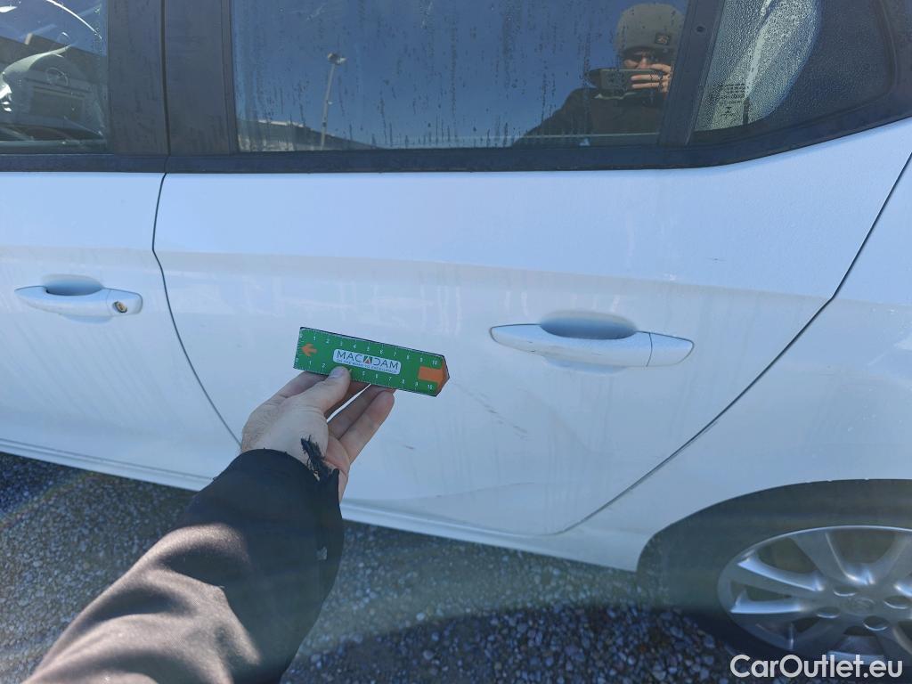  Opel  Corsa OPEL  / 2019 / 5P / berlina con portón 1.2T XHL 74kW (100CV) Edition (AC) #5