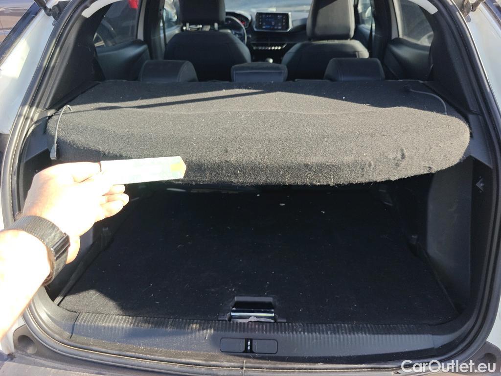  Peugeot  2008 PEUGEOT  / 2019 / 5P / todoterreno Allure BlueHDI 81kW (110CV) #6