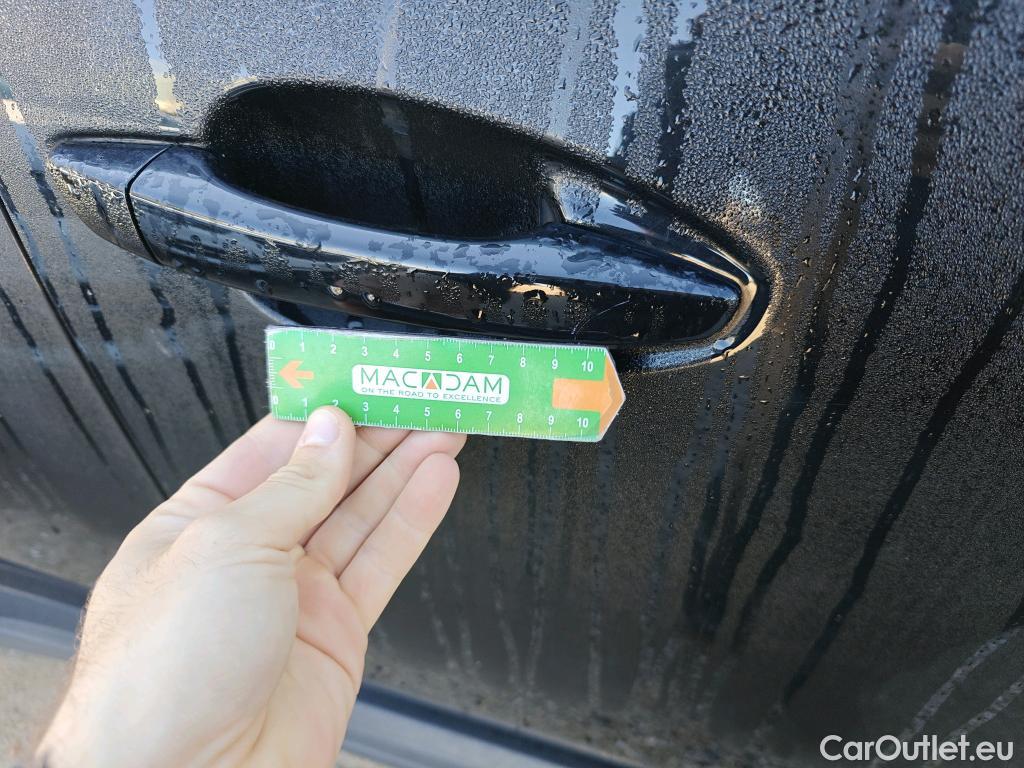  Peugeot  3008 PEUGEOT  / 2016 / 5P / todoterreno 1.5L BlueHDi 96kW (130CV) S&S Active #50