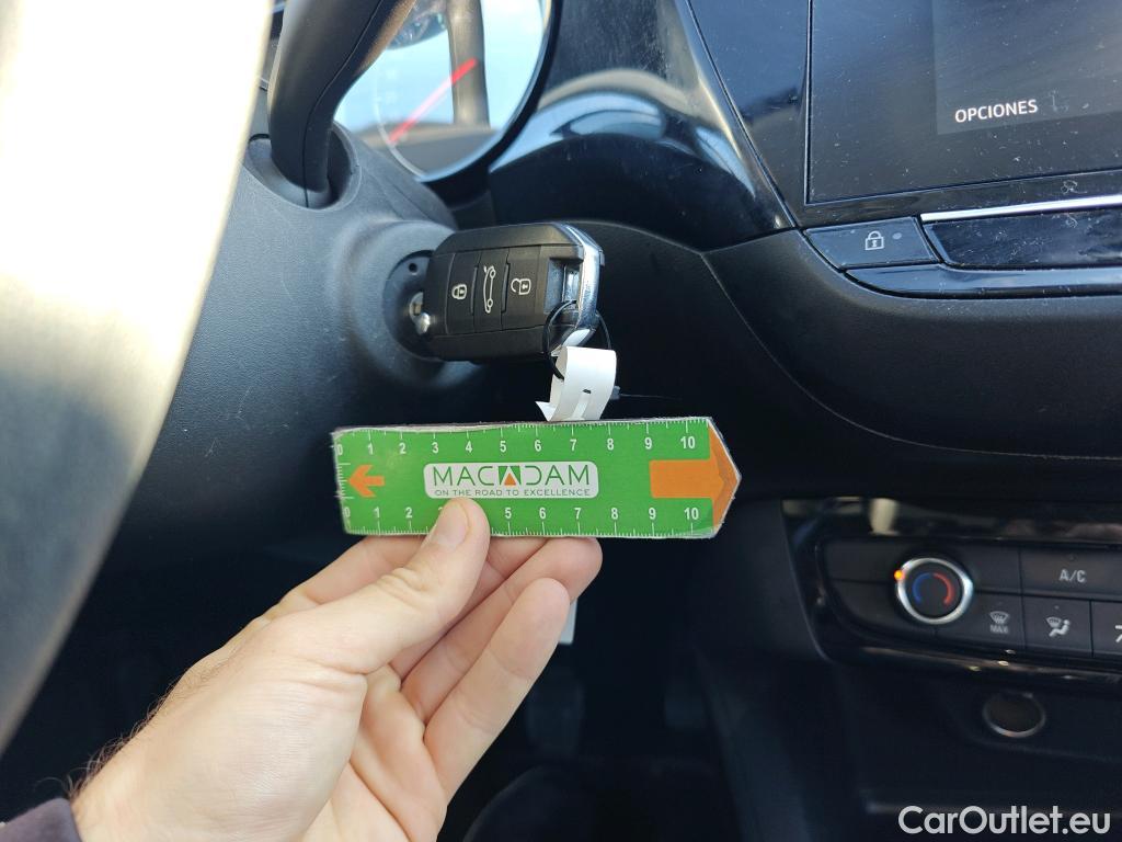  Opel  Corsa OPEL  / 2019 / 5P / berlina con portón 1.2T XHL 74kW (100CV) Edition (AC) #2