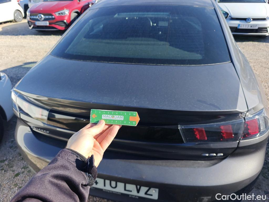  Peugeot  508 PEUGEOT  / 2018 / 5P / berlina con portón 5P Active Pack BlueHDi 130 S&S EAT8 #1