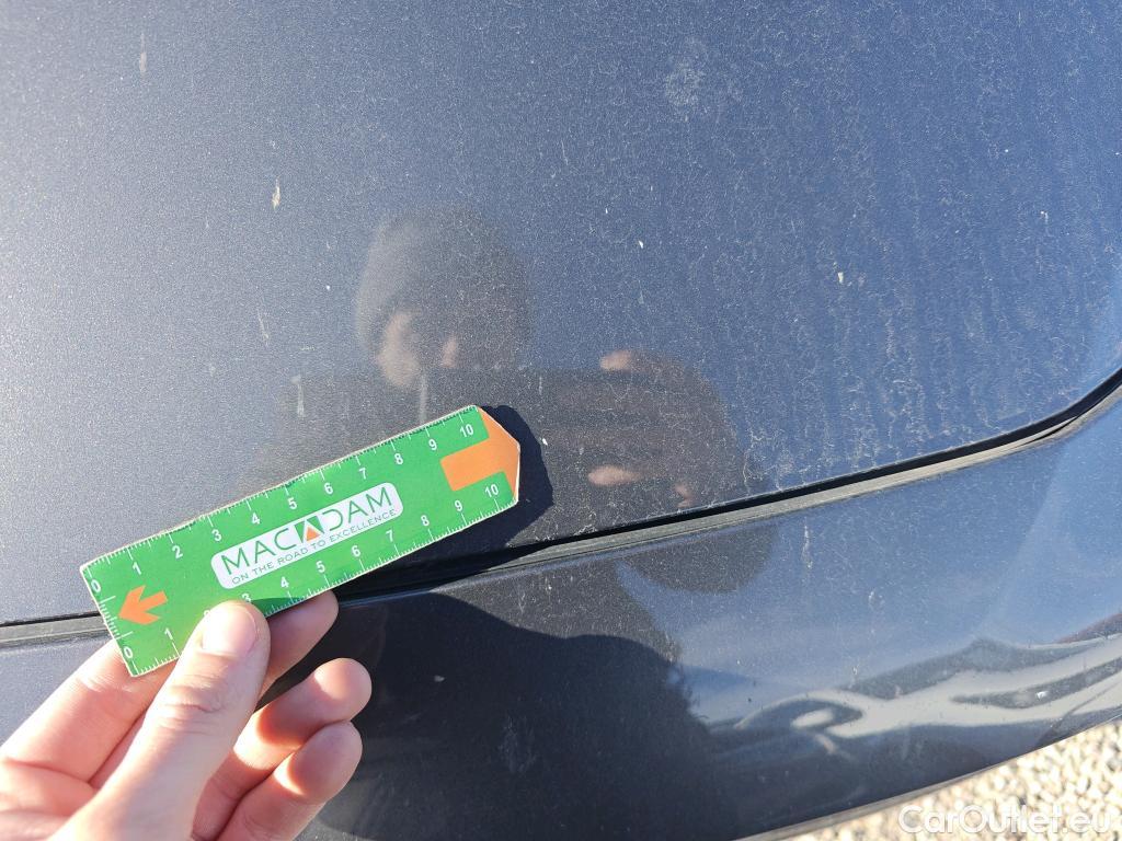  Peugeot  508 PEUGEOT  / 2018 / 5P / berlina con portón 5P Active Pack BlueHDi 130 S&S EAT8 #51