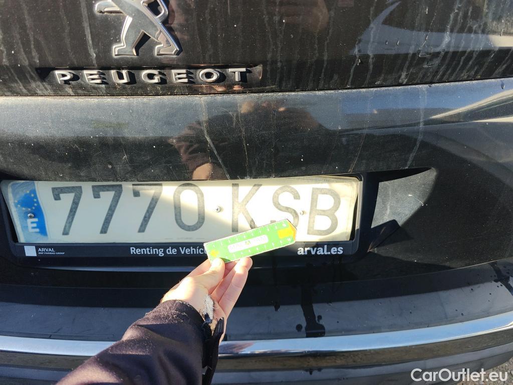  Peugeot  3008 PEUGEOT  / 2016 / 5P / todoterreno 1.5L BlueHDi 96kW (130CV) S&S Active #47