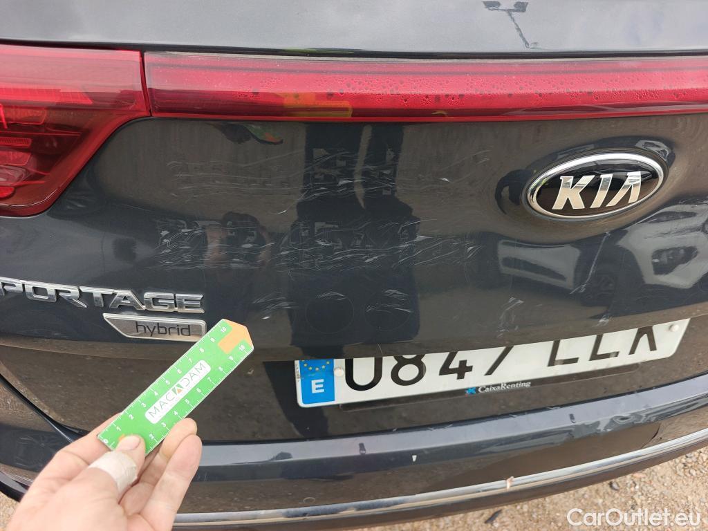  KIA  Sportage KIA  1.6MHEV Drive 100kW(136CV) 4x2(Crist Tintados)(CX) #12