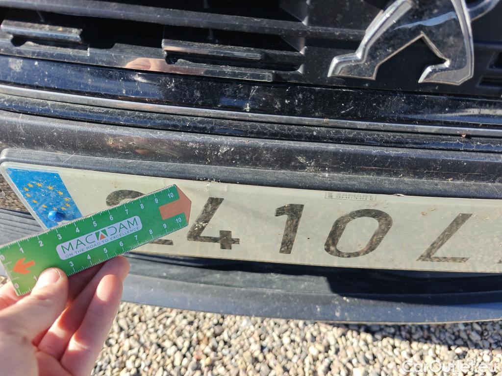  Peugeot  508 PEUGEOT  / 2018 / 5P / berlina con portón 5P Active Pack BlueHDi 130 S&S EAT8 #42