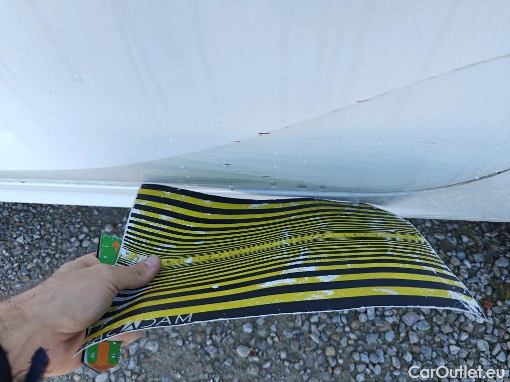  Opel  Corsa OPEL  / 2019 / 5P / berlina con portón 1.2T XHL 74kW (100CV) Edition (AC) #8