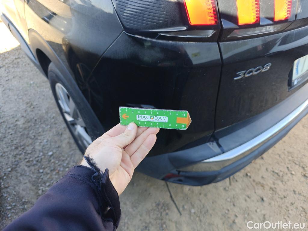  Peugeot  3008 PEUGEOT  / 2016 / 5P / todoterreno 1.5L BlueHDi 96kW (130CV) S&S Active #57