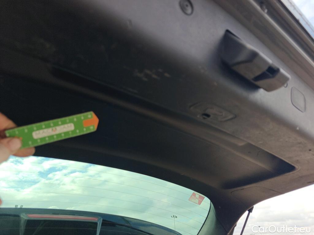  KIA  Sportage KIA  1.6MHEV Drive 100kW(136CV) 4x2(Crist Tintados)(CX) #8