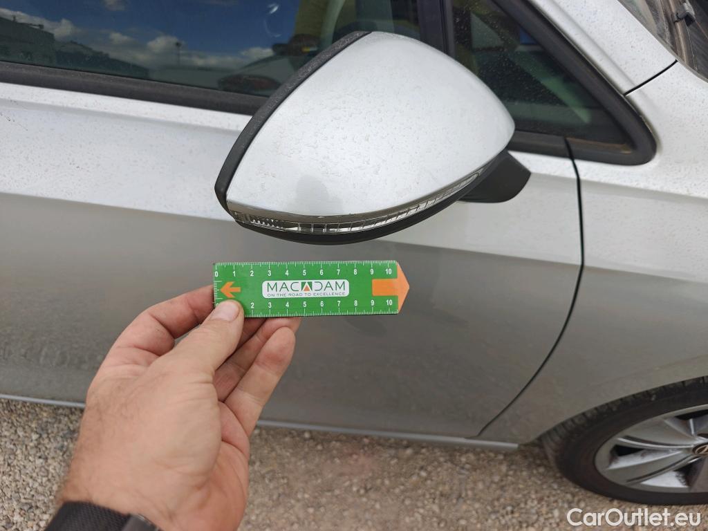  Volkswagen  Golf  VIII Berlina Life 2.0 TDI 115CV MT6 E6dT #13