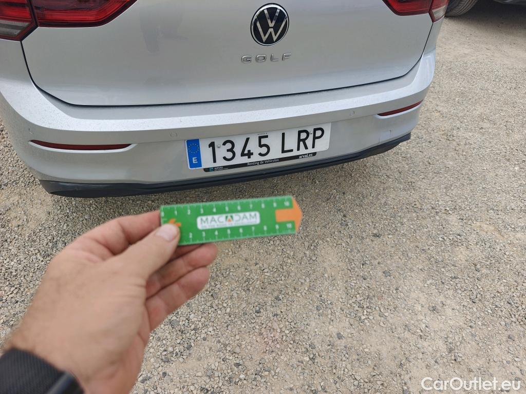  Volkswagen  Golf  VIII Berlina Life 2.0 TDI 115CV MT6 E6dT #1