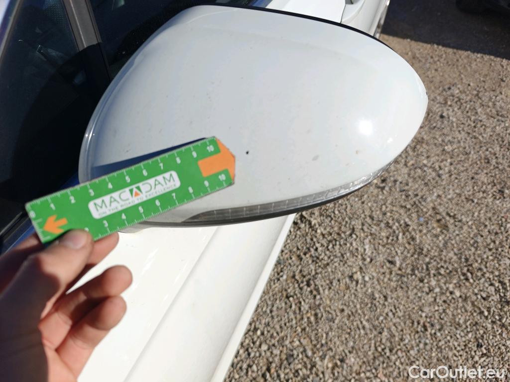  Volkswagen  Passat VOLKSWAGEN  / 2019 / 4P / sedán R-Line 2.0 TDI 110kW (150CV) DSG #38