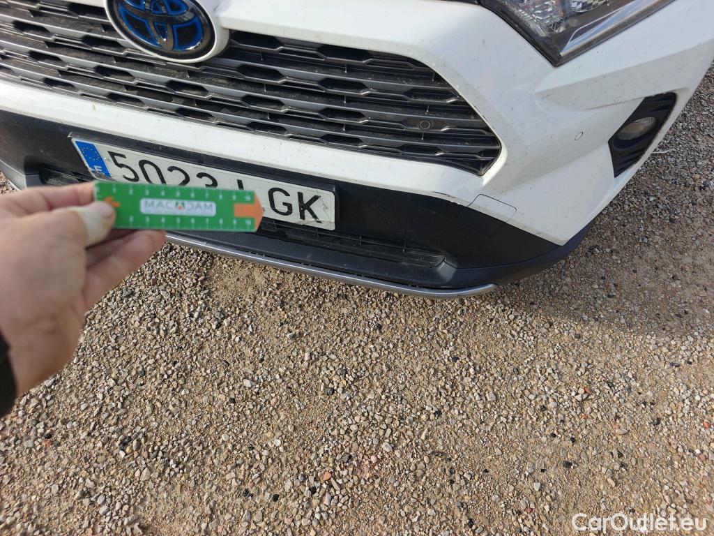  Toyota  RAV4 TOYOTA  / 2018 / 5P / todoterreno 2.5l 220H Advance #27