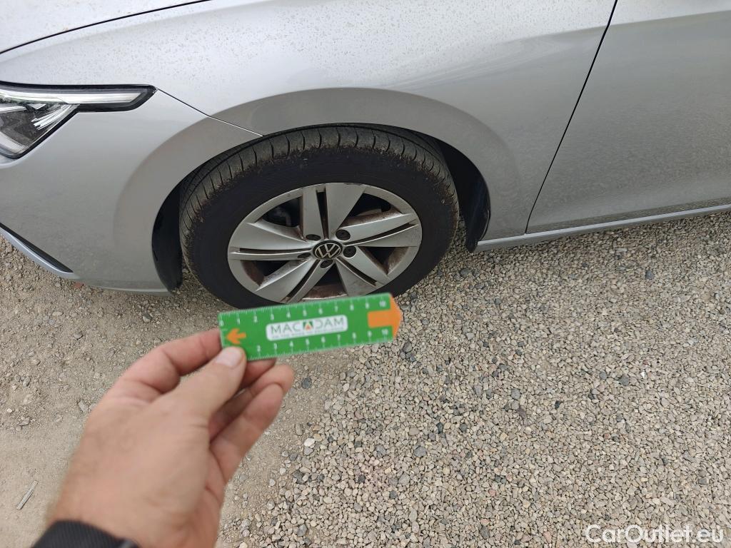  Volkswagen  Golf  VIII Berlina Life 2.0 TDI 115CV MT6 E6dT #5