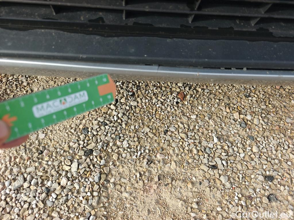  Toyota  RAV4 TOYOTA  / 2018 / 5P / todoterreno 2.5l 220H Advance #5