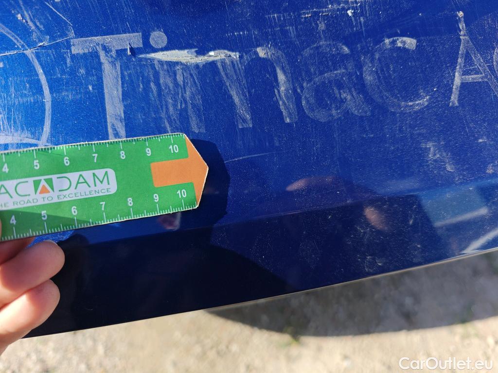  Renault  Captur RENAULT  / 2020 / 5P / todoterreno Intens TCe 90 #2