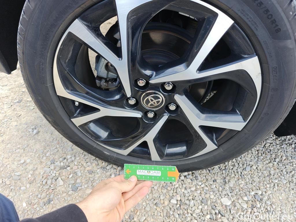  Toyota  C-HR TOYOTA  / 2016 / 5P / todoterreno 1.8 125H Advance (CX) #27