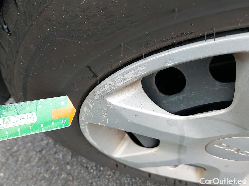  Dacia  Dokker DACIA  / 2013 / 4P / furgón derivado de turismo Van Essential Blue dCi 70kW (95CV) #30