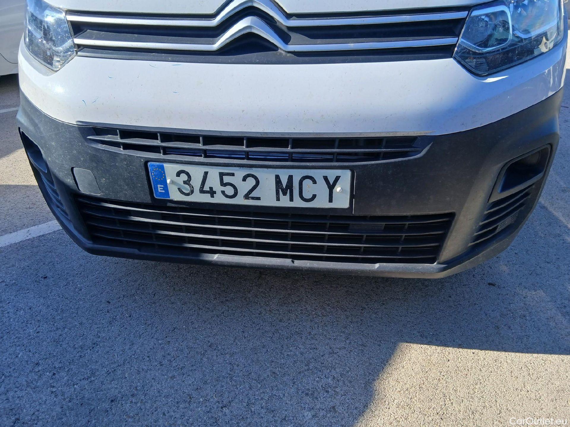  Citroen  Berlingo CITROEN  / 2018 / 4P / combi Talla M BlueHDi 100 S&S LIVE PACK BUSINE #8