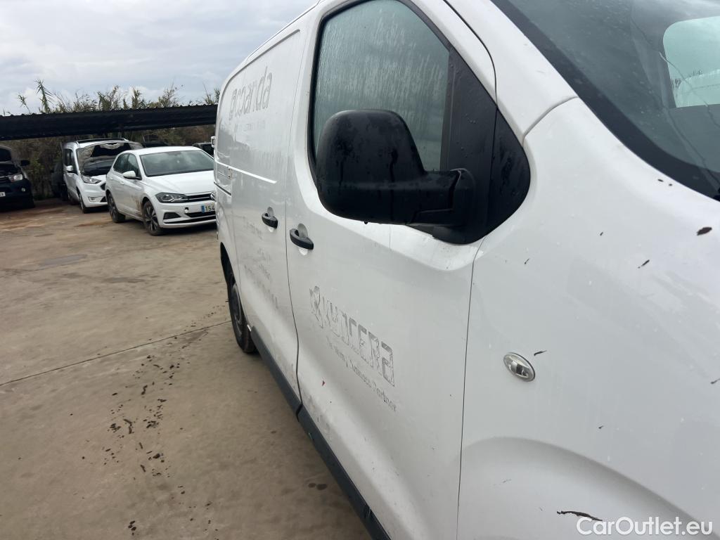  Citroen  Jumpy CITROEN  / 2016 / 4P / furgón Talla M BlueHDi 100 S&S 6v Control #18