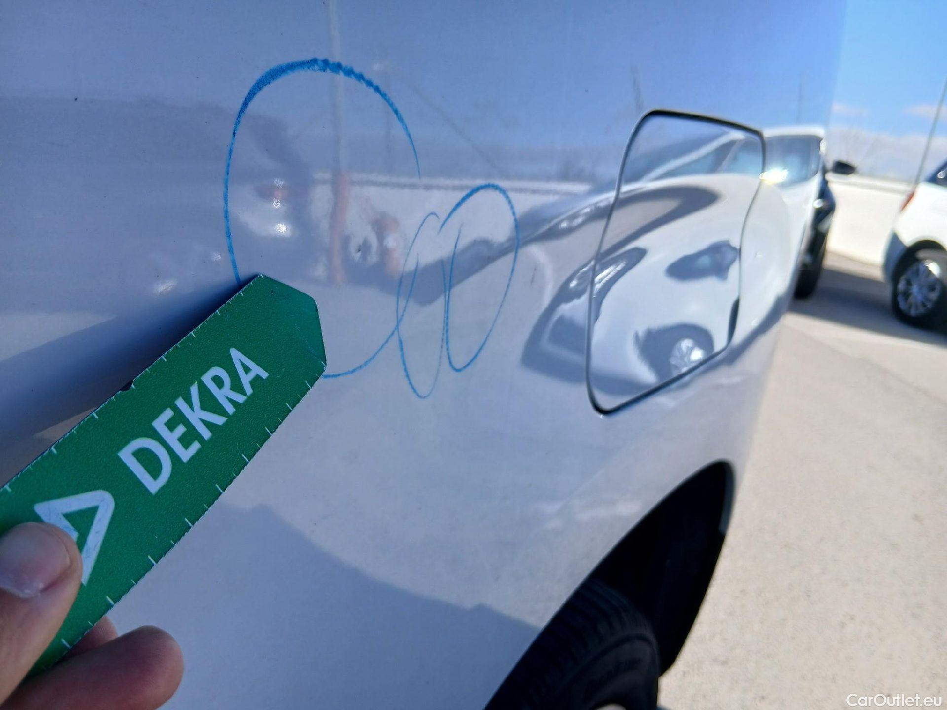  Citroen  Berlingo CITROEN  / 2018 / 4P / combi Talla M BlueHDi 100 S&S LIVE PACK BUSINE #16