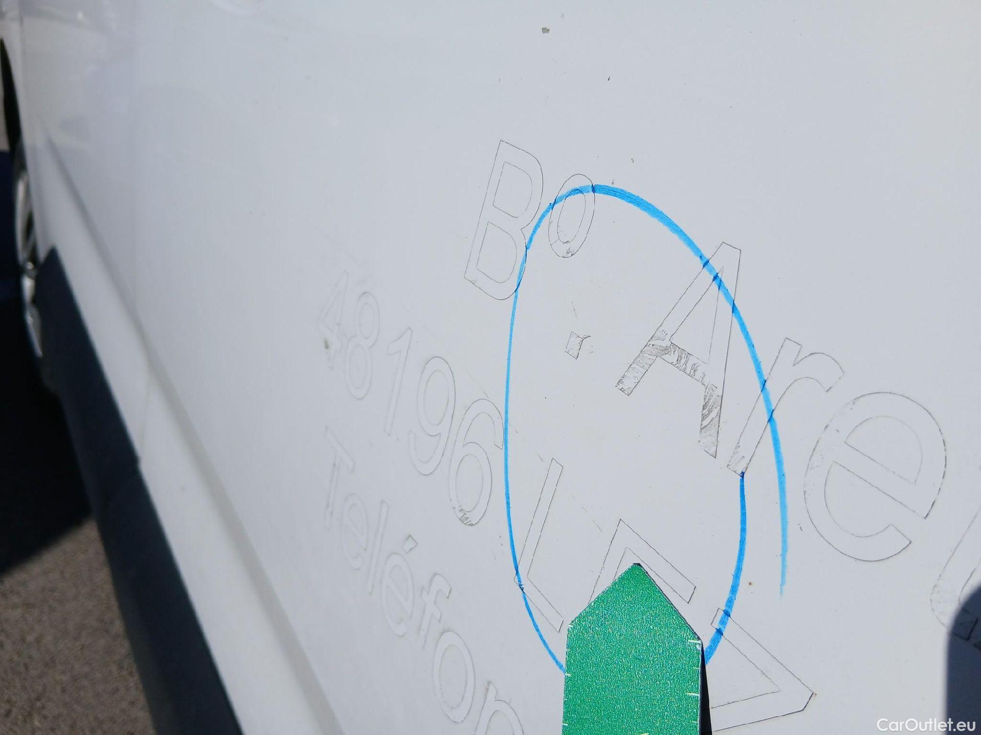  Citroen  Berlingo CITROEN  / 2018 / 4P / combi Talla M BlueHDi 100 S&S LIVE PACK BUSINE #28