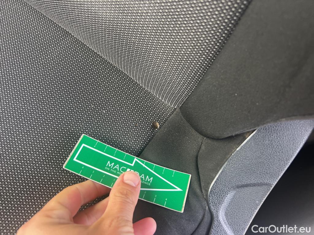  Citroen  Berlingo CITROEN  / 2018 / 4P / combi Talla M BlueHDi 100 S&S LIVE (AC) #68