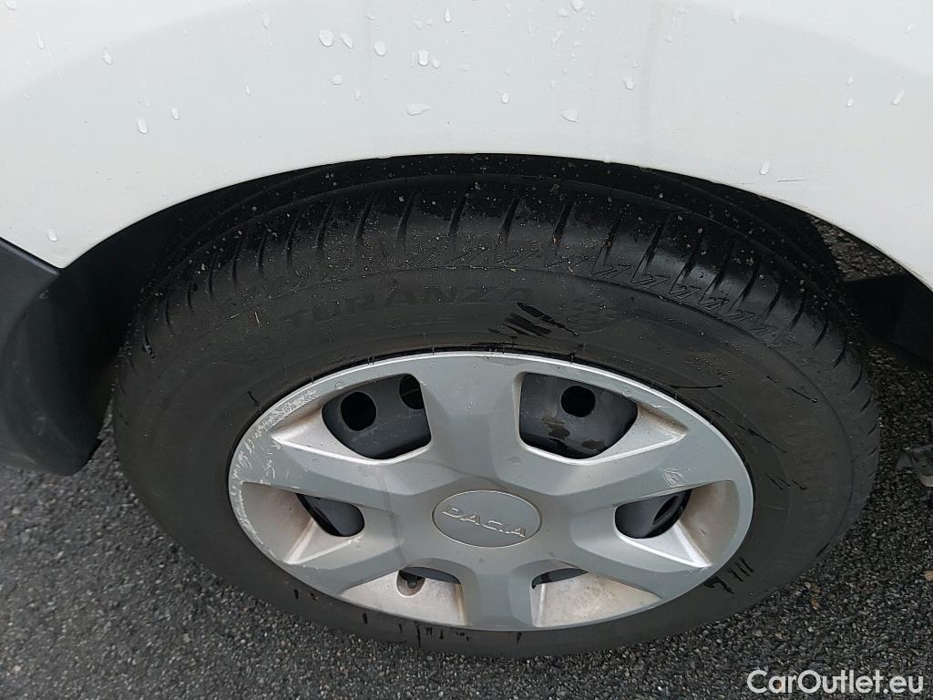  Dacia  Dokker DACIA  / 2013 / 4P / furgón derivado de turismo Van Essential Blue dCi 70kW (95CV) #29