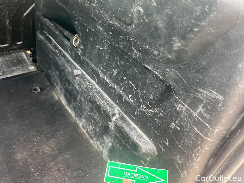  Citroen  Berlingo CITROEN  / 2018 / 4P / combi Talla M BlueHDi 100 S&S LIVE (AC) #11