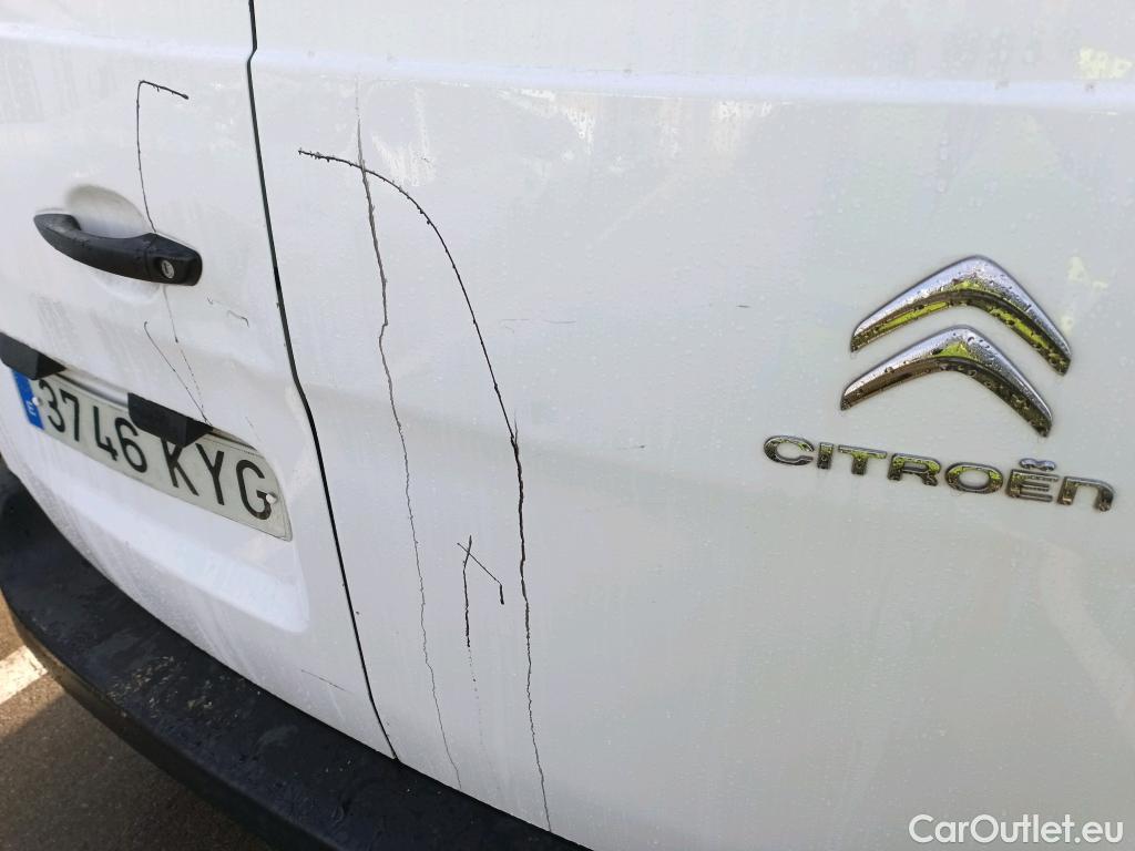  Citroen  Jumpy CITROEN  / 2016 / 4P / furgón Talla M BlueHDi 85KW (115CV) 6v Confort #18