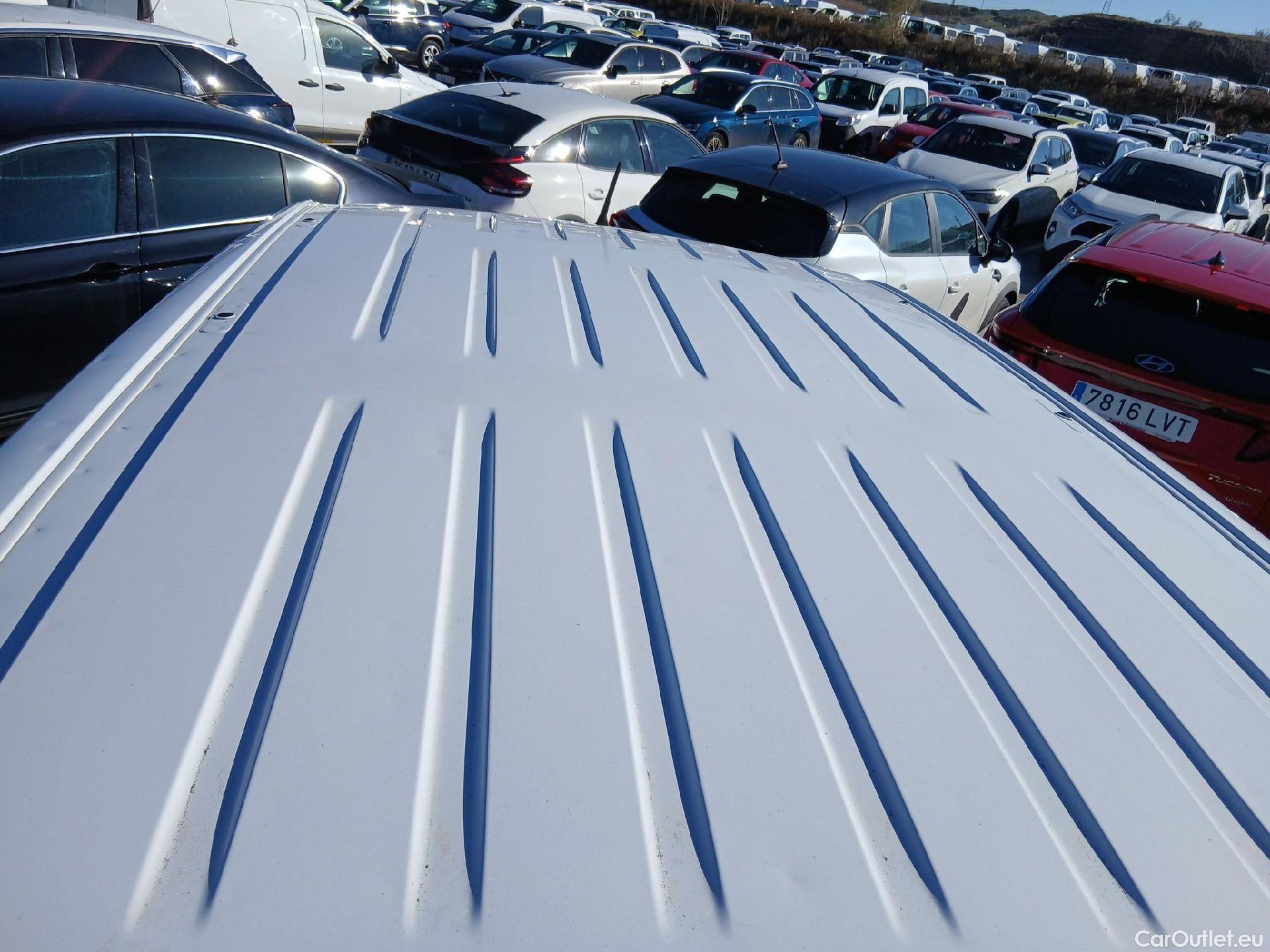  Citroen  Berlingo CITROEN  / 2018 / 4P / combi Talla M BlueHDi 100 S&S LIVE PACK BUSINE #22