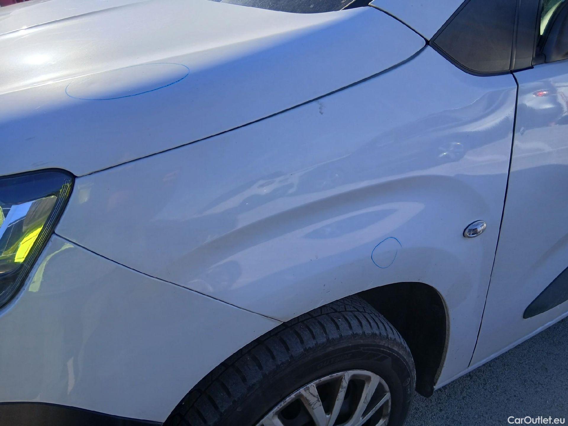  Citroen  Berlingo CITROEN  / 2018 / 4P / combi Talla M BlueHDi 100 S&S LIVE PACK BUSINE #9