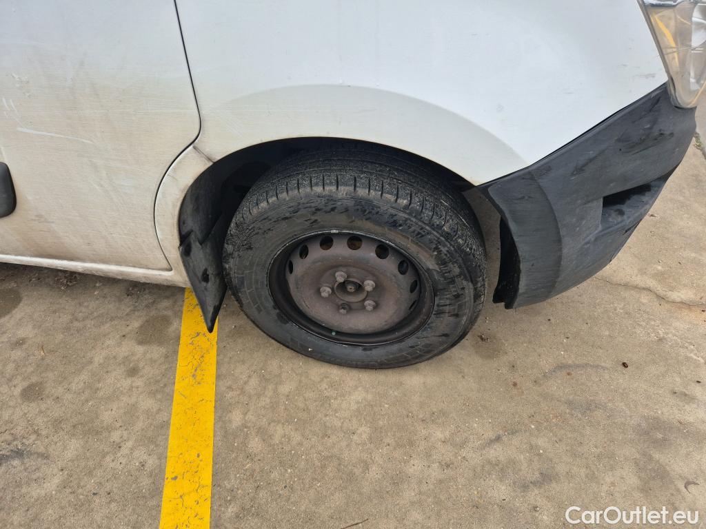  Nissan  NV400 NISSAN  / 2011 / 4P / furgón L2H2 3,5T 2.3dCi 99kW FWD Comfort #47