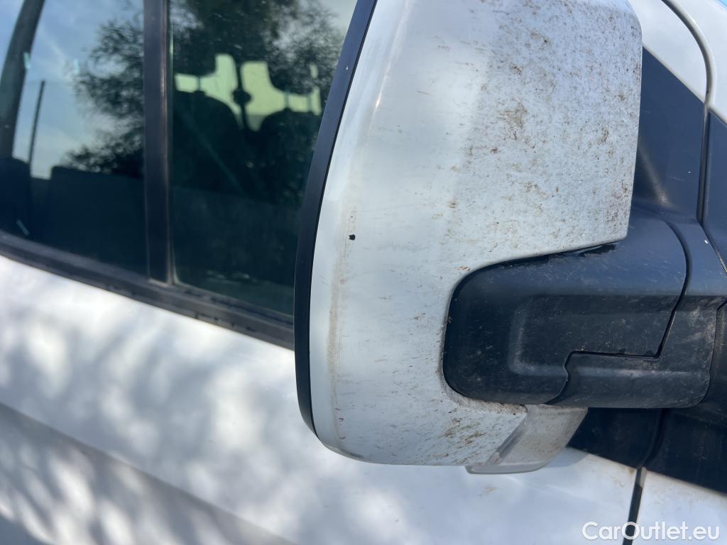  Ford  Transit FORD  Custom / 2012 / 4P / combi Mixto 2.0 TDCI 96kW 320 L1 Trend M1 #32