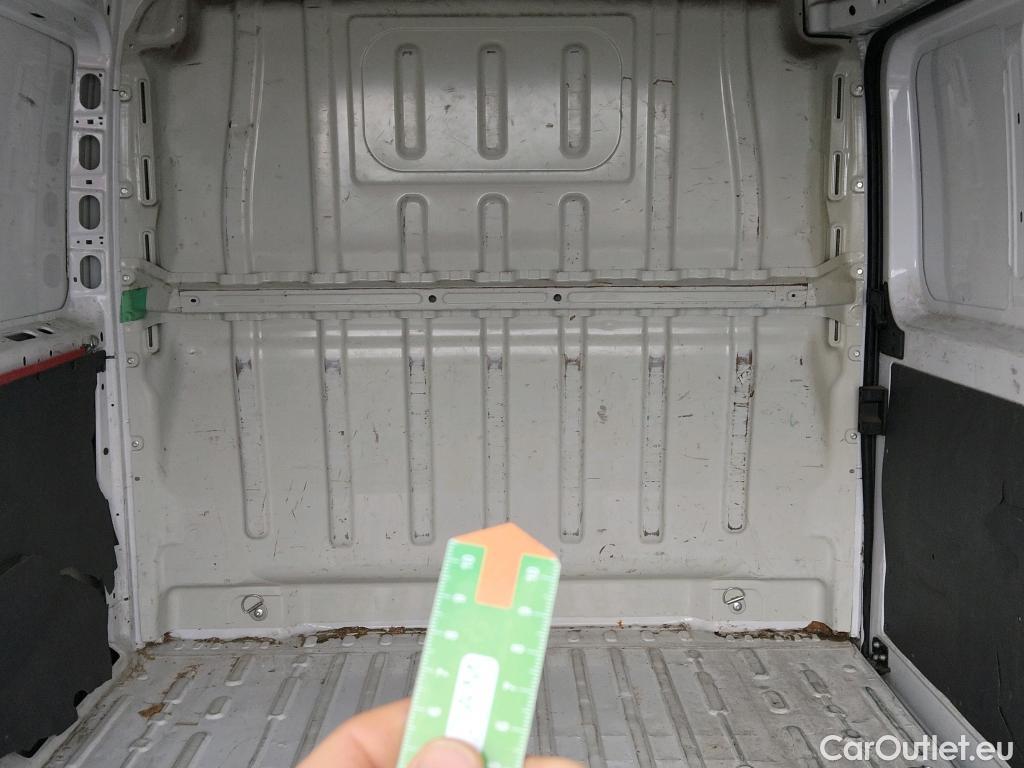  Fiat  Ducato FIAT  / 2014 / 4P / furgón 30 L1 H1 2.3 1 (88 kW) Euro 6d-temp #23