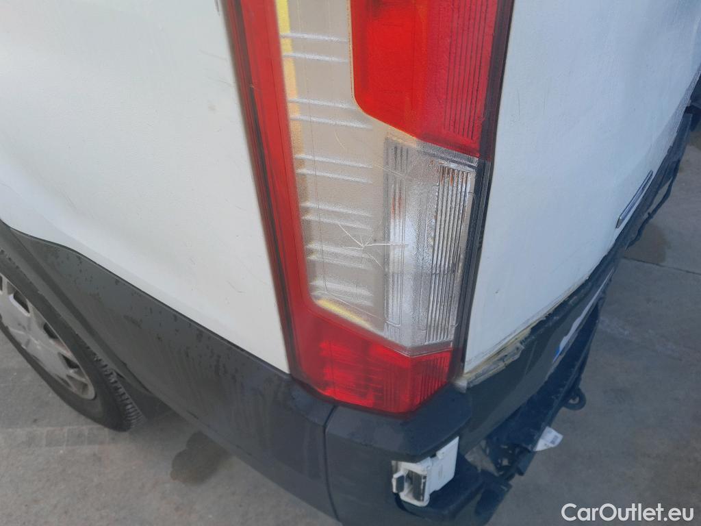  Ford  Transit FORD  / 2013 / 4P / furgón 350 96kW L3H2 Van Trend FWD MHEV #25