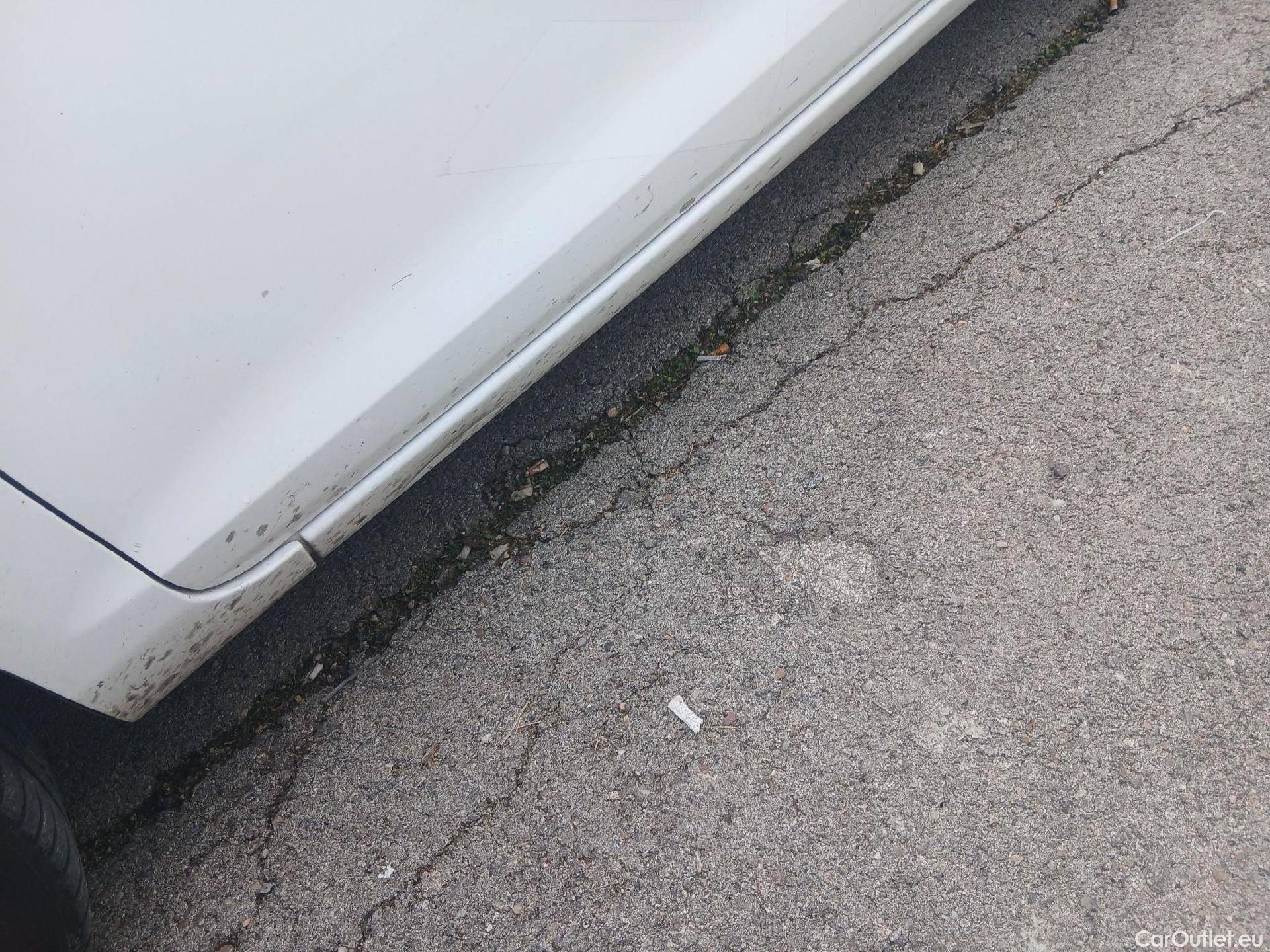  Ford  Fiesta FORD  VAN VU 3p 6G berlina comerci 1.5 TDCi 75cv #60