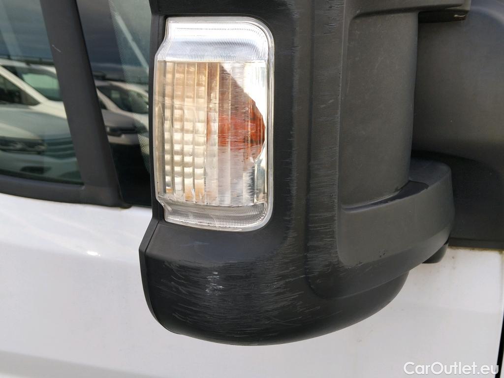  Fiat  Ducato FIAT  / 2014 / 4P / furgón 30 L1 H1 2.3 1 (88 kW) Euro 6d-temp #64