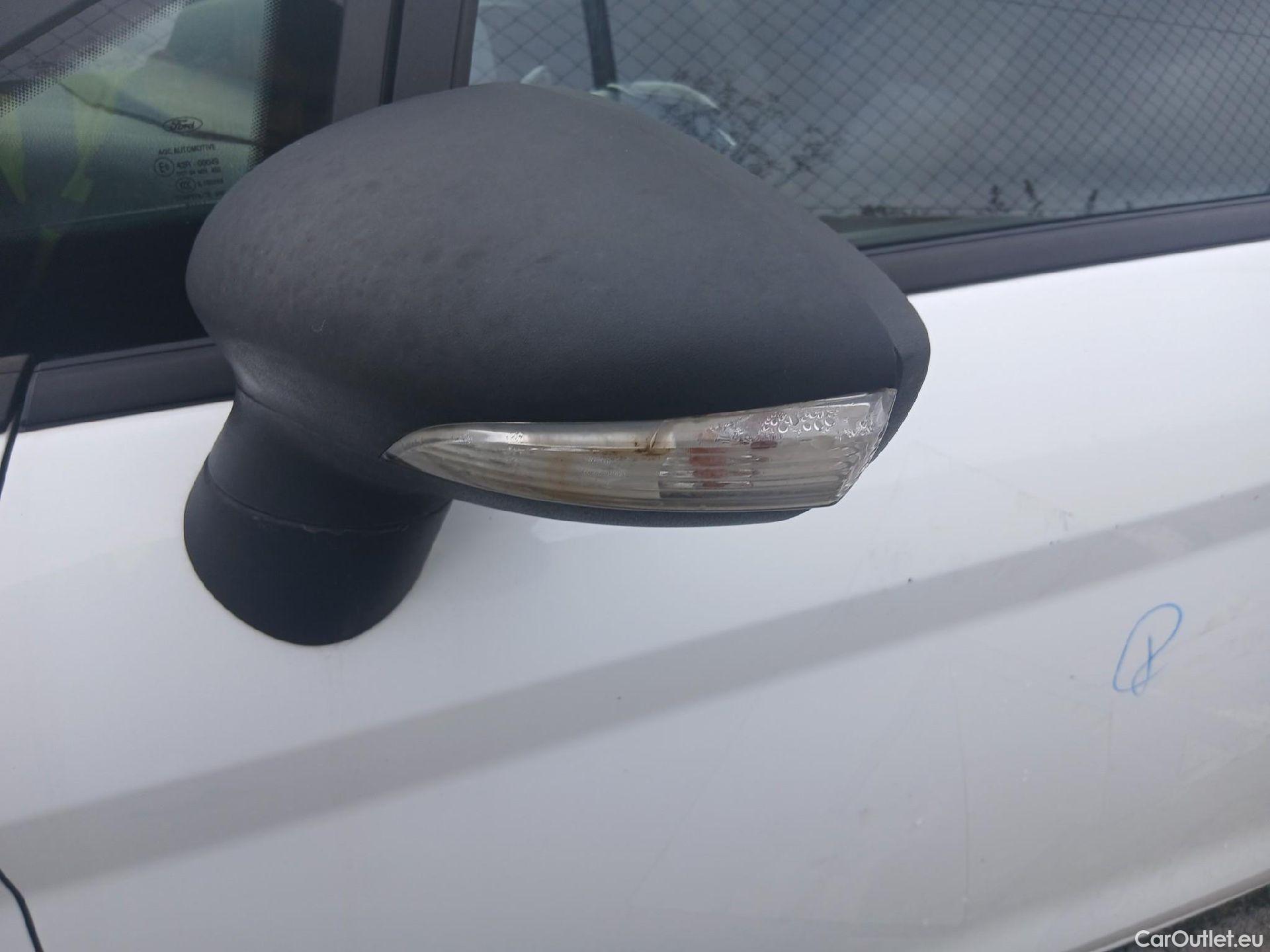  Ford  Fiesta FORD  VAN VU 3p 6G berlina comerci 1.5 TDCi 75cv #29