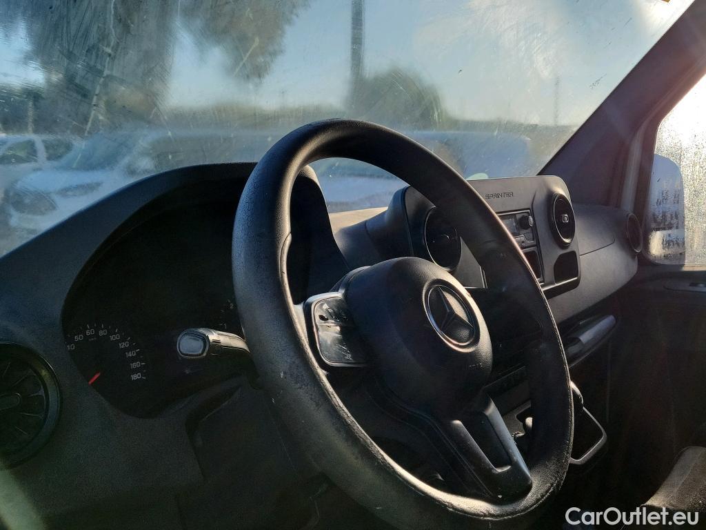  Mercedes  Sprinter MERCEDES-BENZ  / 2018 / 4P / furgón 314 CDI LARGO 3.5T T. ALTO #11