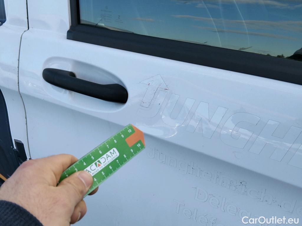  Mercedes  Vito MERCEDES-BENZ  / 2014 / 4P / furgón 111 CDI Larga #22