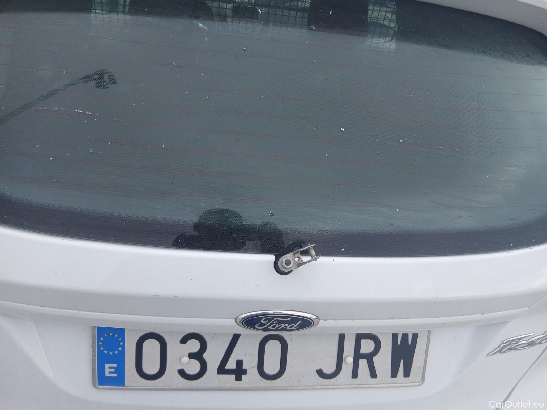  Ford  Fiesta FORD  VAN VU 3p 6G berlina comerci 1.5 TDCi 75cv #41