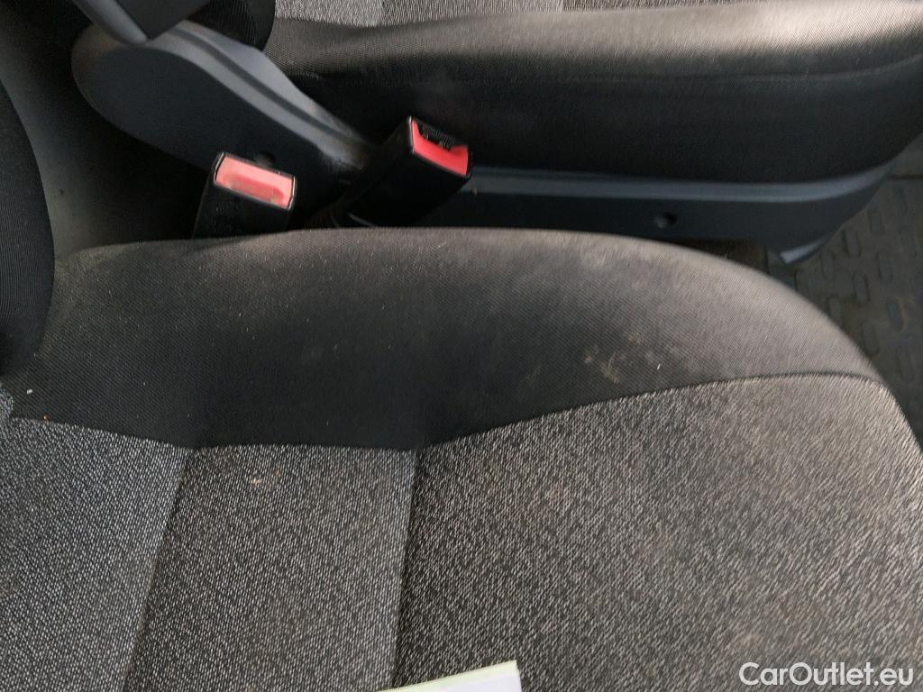  Fiat  Ducato FIAT  / 2014 / 4P / furgón 30 L1 H1 2.3 1 (88 kW) Euro 6d-temp #32